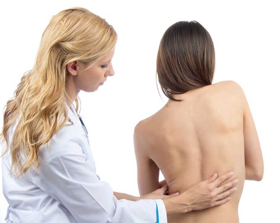 Arztbesuch wegen Rückenschmerzen