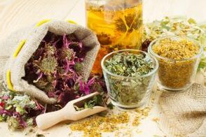 Behandlung mit Volksmedizin